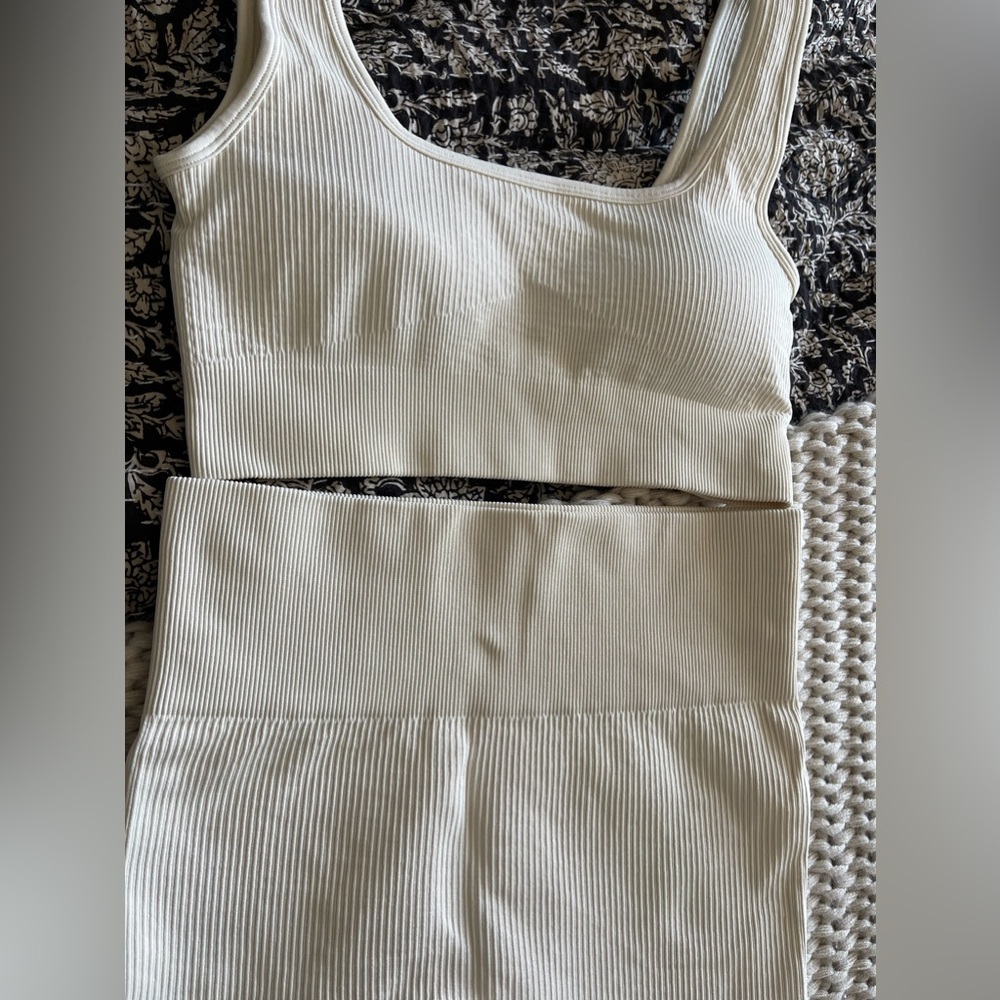 Workout Set - Picture 4 of 5
